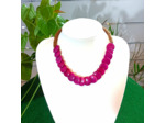 Collier Rinata fuchsia en ivoire végétal