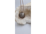 Pendentif hamonite fossile avec cordon olpa2428