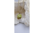 Pendentif opale kiwi cordon en cuir olpa1837