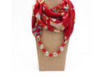 Foulard coton rouge à fleurs collier rouge/argenté