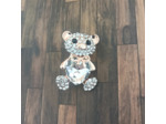 Broche ours en forme de cœur en cristal