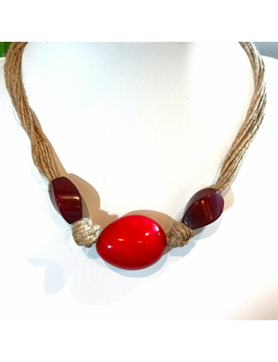 Collier Kuri rouge en ivoire végétal