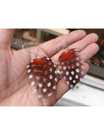 boucles d'oreilles en plumes