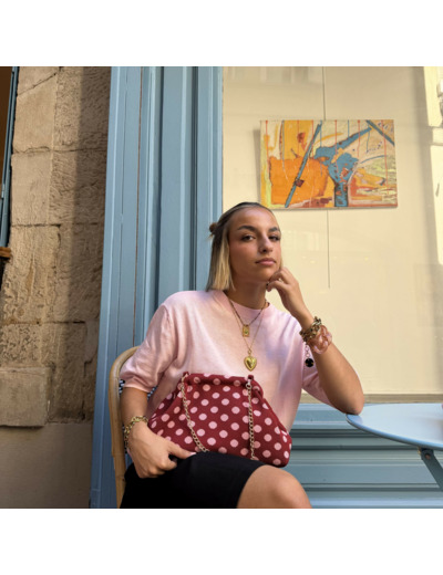 Pochette en toile rouge avec petit pois rose