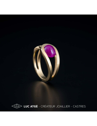 Bague rubis cabochon