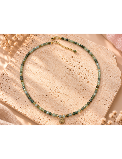 COLLIER GRENAT VERT