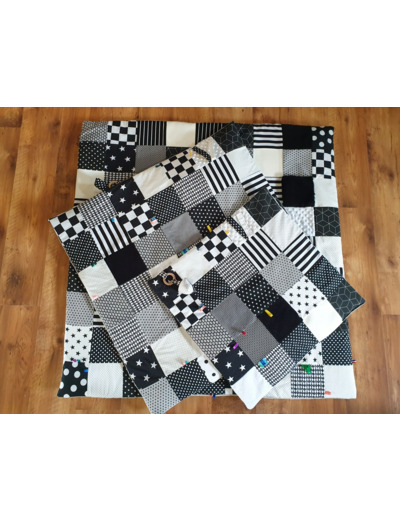 Tapis d'éveil sensoriel bébé, noir et blanc 70, 100 ou 130 cm