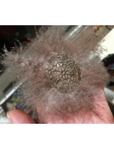 broche barrette en plumes