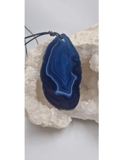 pendentif tranche agate avec cordon olpa1604