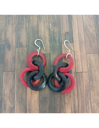 Boucles d'oreilles Mina rouge-noir en ivoire végétal