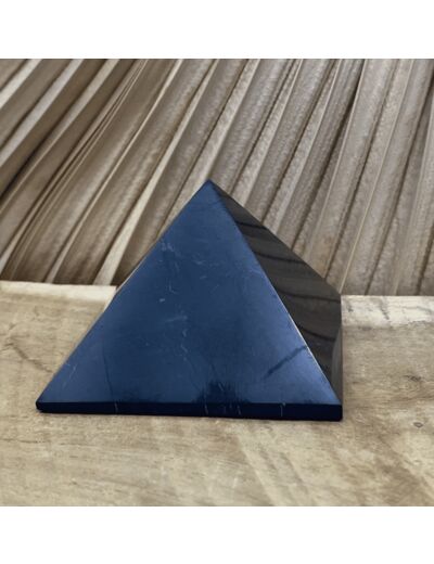 PYRAMIDE SHUNGITE