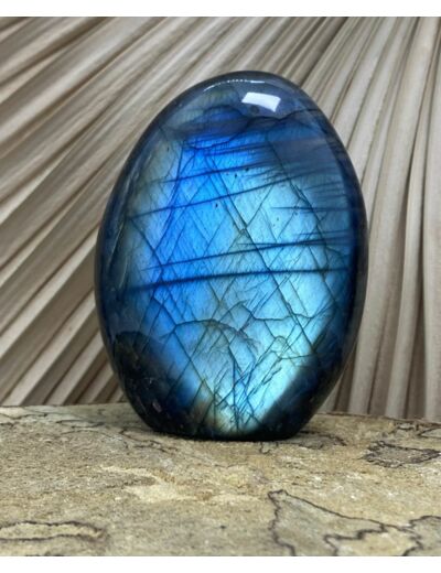 LABRADORITE FORME